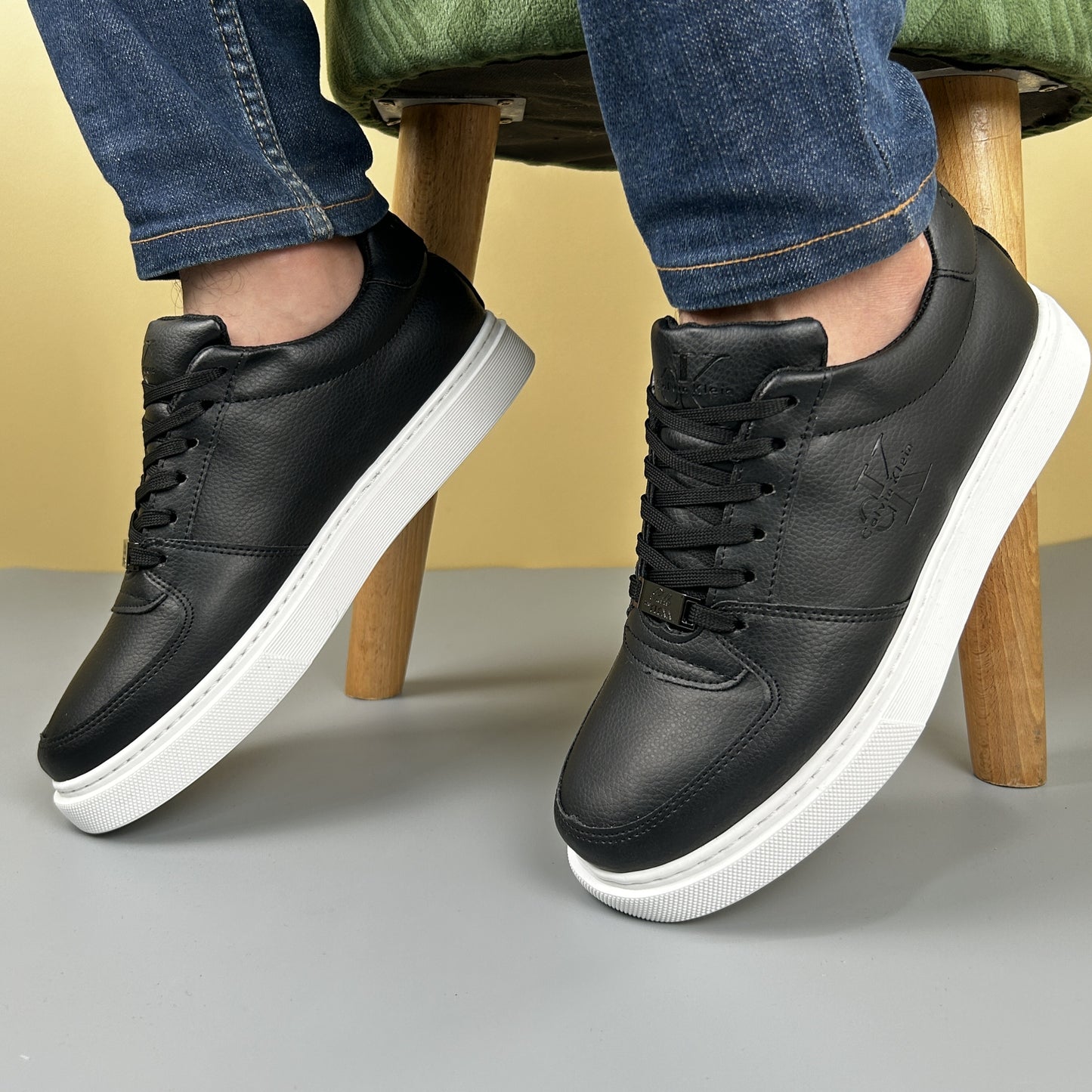Chaussure C-K 25